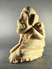 AMAZING ANCIENT PRE COLUMBIAN STONE CARVED TAINO BEHIQUE SEATED CIRCA 900AD