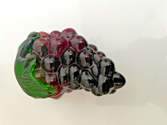 VTG HAND BLOWN ART GLASS GRAPE CLUSTER PURPLE & GREEN WINE THEME 6.5″ X 4″