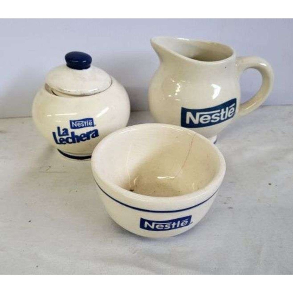 vtg. NESTLE La Lechera Creamer, sugar bowl and mixing bowl set