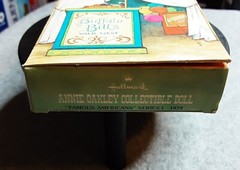 1979 Annie Oakley Hallmark Doll “Famous Americans” Series 1