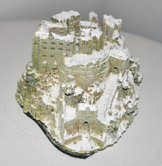 Lilliput Lane Winter x2- Britain’s Heritage – Edinburgh Castle & Buck Palace AF