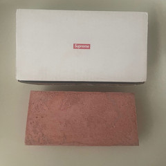 SUPREME Red Clay Debossed Box Logo Brick FW 2016 Original Packaging NEW
