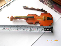 Unbranded 7″ Wooden Violin Model with Bow, Made in China, Possible Ornament