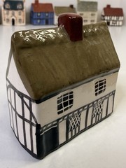 Mudlen End Studio Felsham Suffolk Pottery Miniature Thatched Merchants House 19