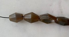 Ancient Agate Beads Islamic 1500 AD – Strand 2 – from Afghanistan 13 Beads