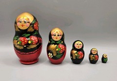 Vintage Matryoshka 5 Russian Nesting Dolls Made Un USSR