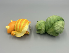 Set of 2 Enesco Home Grown Orange Tabby Cat & Green Cabbage Pig Figurines No Box