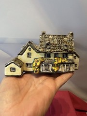 Tey Pottery RUPERT BROOKE’S COTTAGE Britain In Miniature Handcrafted Model