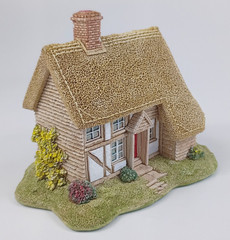 Lilliput Lane “Leagrave Cottage”, Cumbria, United Kingdom. 1994. Signed.