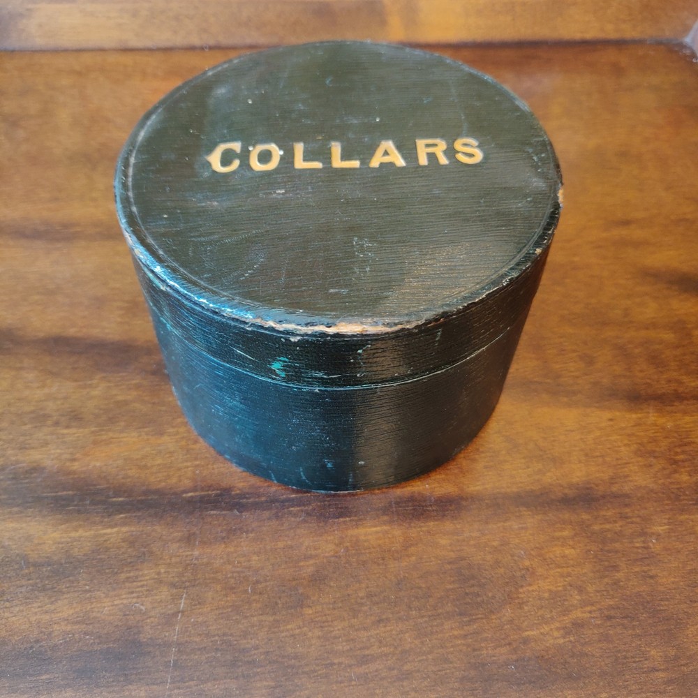 Antique early 20th century Edwardian leather bound round gentleman’s collar box