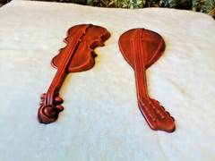 VINTAGE “ROYAL” CAST METAL VIOLIN & MANDOLIN WALL HANGING 18″ ORANGE 60’S 70’S