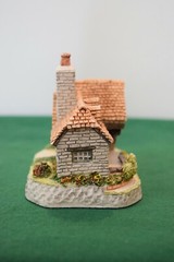 David Winter The Tannery In original box.