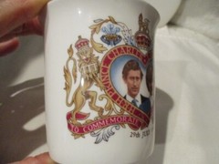 CROWN TRENT Fine Bone China Commemorate Prince Charles & Lady DI Marriage 1981