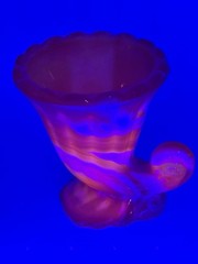 GLOWS Vintage Akro Agate Imperial Orange & White Slag Cadmium Toothpick Holder