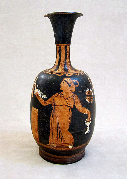 Magnificent ANCIENT APULIAN RED-FIGURED SQUAT LEKYTHOS, circa 350 B.C.