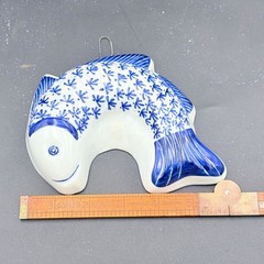 Blue & White Ceramic 6″ Fish Wall Hanging By Sigma The Tastesetter Vintage Decor