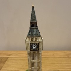 Lilliput Lane – Big Ben – L2211 – Britain’s Heritage Range – Boxed & Deeds
