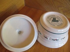 Longaberger Traditional Holly Small Covered Dish Christmas *shipping included!*