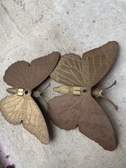 Pair of Vintage Gold Tone Metal Butterflies Butterfly Wall Decorations NL