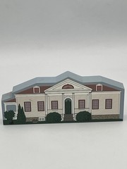 VTG Rare Cat’s Meow Shelve Sitters Augustus Sacket House Sackets Harbor NY T7