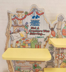 1997 Priscilla Hillman Mouse Tales Not a Creature was Stirring Display Stand