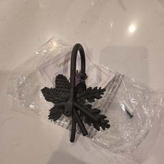 Longaberger RETIRED 2006 WR SINGL TOBOSO BLACK METAL WALL HOOK BRAND NEW