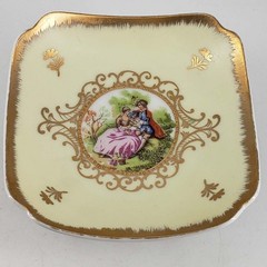 Vintage Victorian style ceramic metal footed trinket dish courting couple