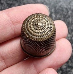 Post Medieval / Georgian Thimble Metal Detecting Find Antique 21x20mm (80)