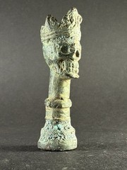 RARE ANCIENT LUR1STAN BRONZE CROWNED SKULL DEVIL GOTHIC STATUE – CIRCA 1000 BCE