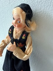 VTG Hilda S. Ege Norwegian Doll Gudbrandsdal Bunad National Costume 9″