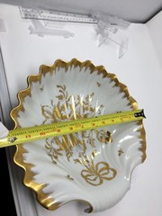 VTG Limoge France White W/Gold Floral Design 12-1/4″Clam Shell Shaped Bowl