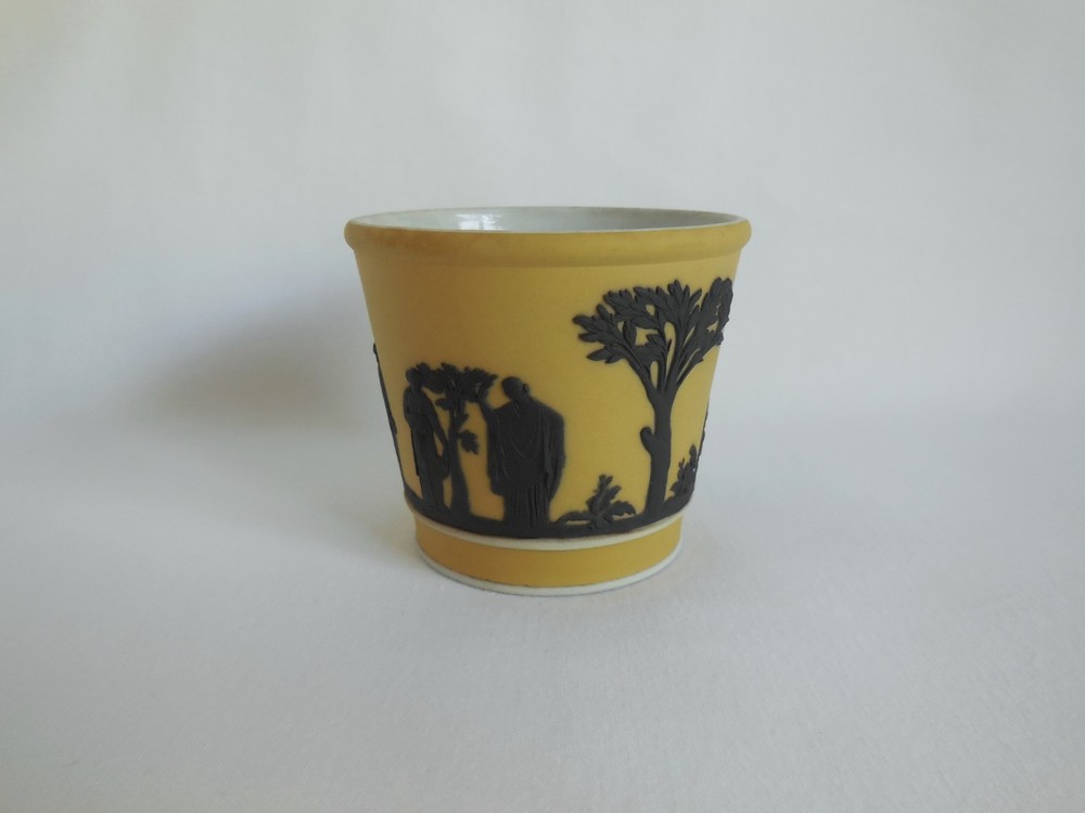 Antique Wedgwood Jasperware Yellow Buff Dip w/ Black Relief Jardiniere Cache Pot