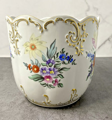 Vintage Hollohaza Hungary Hand Painted Floral Cachepot Planter Gold Gilt Vase