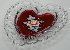 VTG Westmoreland Ruby Red Heart Trinket Dish Signed B. Weiss 1978 Rose Floral 8″