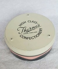🔶️ART DECO JOSEPHINE BAKER BLACK AMERICANA JAZZ AGE THORNE’S CONFECTIONERY TIN