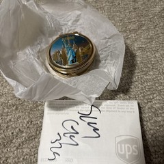 FW18 SUPREME GOLD TONE NEW YORK CITY LADY LIBERTY PILL BOX