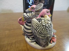 Harmony Kingdom Bum Wrap Zebra Vultures Black Box UK Made Box Figurine SGN
