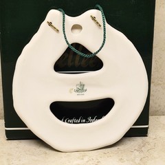 Belleek Shamrock Irish Welcome Wreath Wall Hanger Fine Parian China With Box