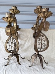 LG MID-CENTURY HOLLYWOOD REGENCY ITALIAN FLORENTINE TOLE GILT PAIR CANDELABRA