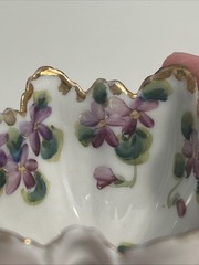 Vintage Unbranded Violet 3 Footed Candy Nut Dish Gold-Copper Tone Rim And Feet