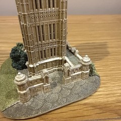 Lilliput Lane – Big Ben – L2211 – Britain’s Heritage Range – Boxed & Deeds
