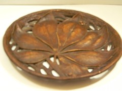 Vintage Syroco Wood Bowl Wall Hanging Leaf Holly Made in USA