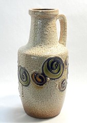 Vintage West Germany Scheurich Keramik Modernist Art Pottery 10.5″ Jug 404-26