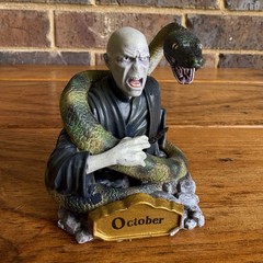 BROKEN Lord Voldemort Harry Potter Bradford Exchange Calendar October # A 2226