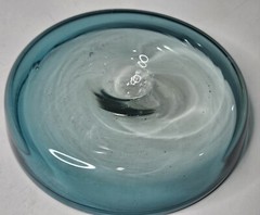 Vintage 1960’s Unbranded Aqua Blue Glass Raised Center Handmade 7.25″ Round Bowl