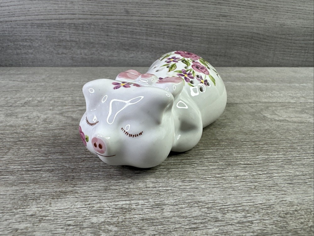 VINTAGE AVON Ceramic Pig Pomander PAMPERED PIGLET 1978 Ceramarte Sachet