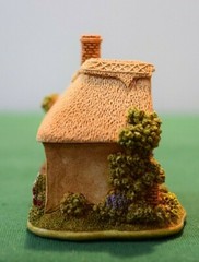 Lilliput Lane Mother’s Cottage. In mint condition.