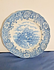 English Village by Salem China Co. Olde Staffordshire/ Excellent cond. 10″