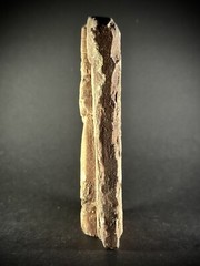 LARGE ASSYYRIAN STONE CARVED PLAQUE DEPICTING MALE RULER UNDER THE SUN AND STARS