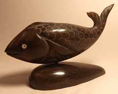 3 1/2″ HORN FISH vtg carved figurine native tribal art primitive koi carp bass